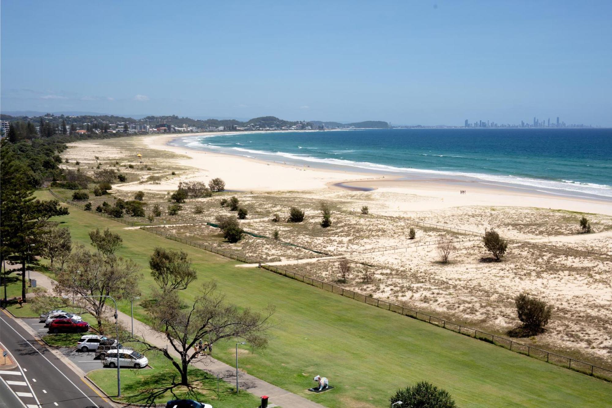 Sol - Luxury 3 Bedroom In Kirra Gold Coast